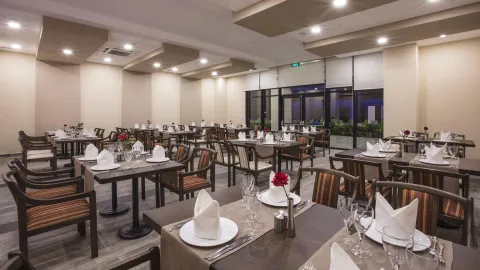 KORUMAR EPHESUS BEACH AND SPA RESORT Restaurants