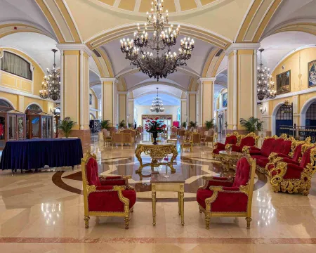 KREMLIN PALACE Lobby