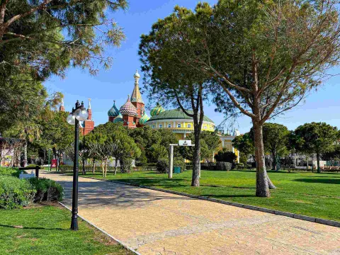 KREMLIN PALACE General Images
