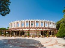 KREMLIN PALACE Restaurants