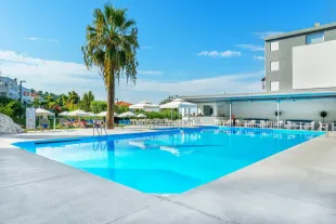 KRIOPIGI HOTEL Pools & Beach
