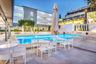 KRIOPIGI HOTEL Pools & Beach