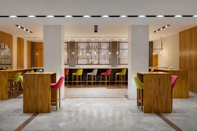 LA QUINTA BY WYNDHAM BODRUM Bars