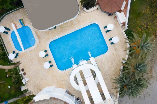 LABRANDA HOTEL ALANTUR Pools & Beach