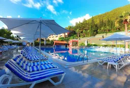 LABRANDA MARES MARMARIS HOTEL Pools & Beach