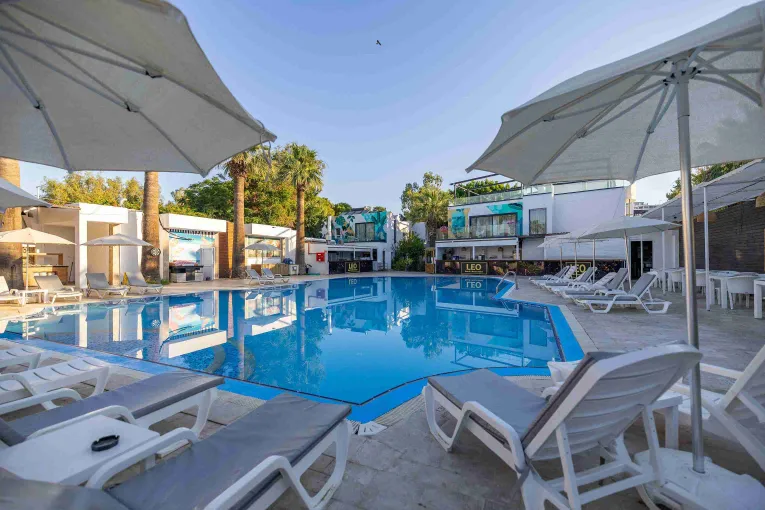LADONIA HOTELS LEO BEACH RESORT ADULTS ONLY +16 Pools & Beach