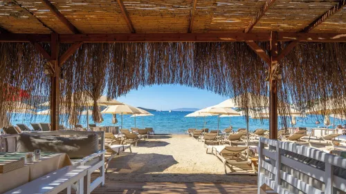 LADONIA HOTELS LUNA BEACH RESORT Pools & Beach