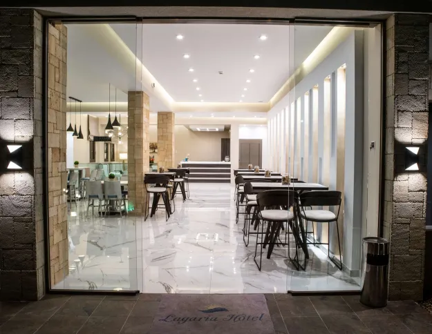 LAGARIA HOTEL - APARTMENTS Restaurants