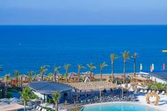 LAGO HOTEL Pools & Beach