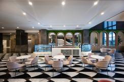 LAGO HOTEL Restaurants