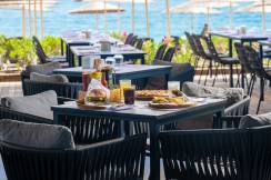 LAGO HOTEL Restaurants