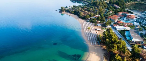 LAGOMANDRA BEACH Pools & Beach