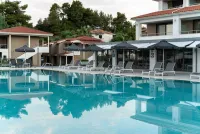 LAGOMANDRA BEACH Pools & Beach