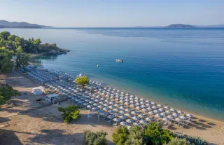 LAGOMANDRA HOTEL - SPA Pools & Beach