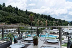 LAGOMANDRA HOTEL - SPA Restaurants