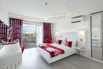 LAGUNA BEACH ALYA RESORT - SPA Rooms