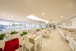 LAGUNA BEACH ALYA RESORT - SPA Restaurants