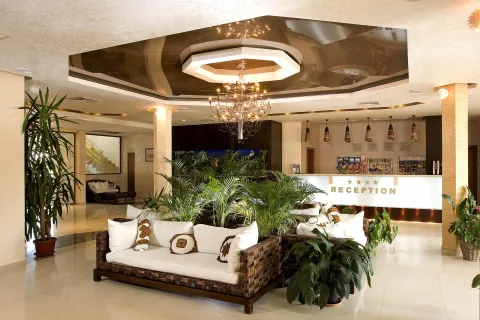 LAGUNA BEACH RESORT-SPA Lobby
