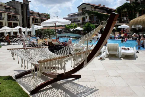 LAGUNA BEACH RESORT-SPA Pools & Beach