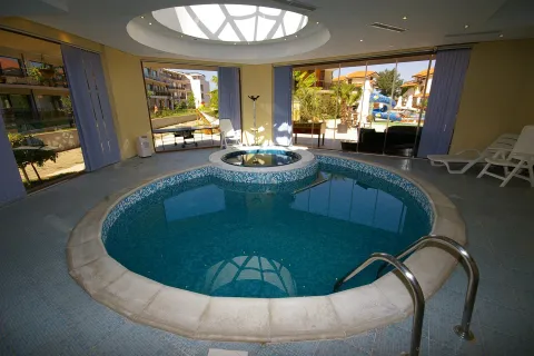 LAGUNA BEACH RESORT-SPA Pools & Beach
