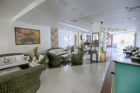 LAGUNA BEACH RESORT-SPA Lobby