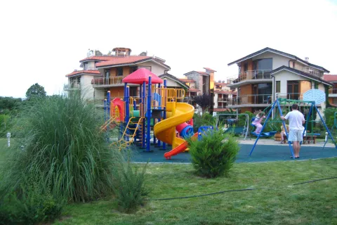 LAGUNA BEACH RESORT-SPA Mini Club