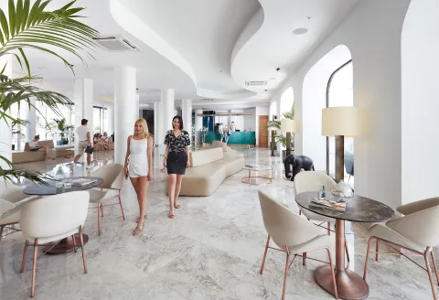 LALILA BLUE SUITES Lobby