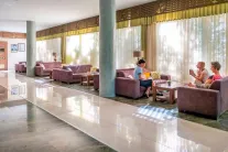 LANCORA BEACH HOTEL Lobby
