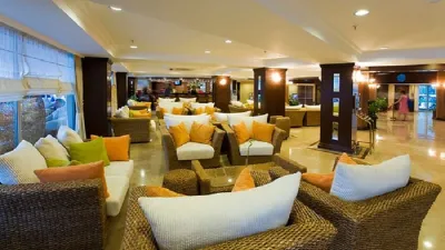LATANYA PARK RESORT Bars