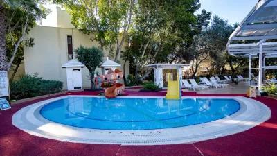 LATANYA PARK RESORT Pools & Beach