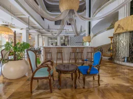 LAUR HOTELS EXPERIENCE - ELEGANCE Lobby