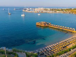 LAUR HOTELS EXPERIENCE - ELEGANCE Pools & Beach