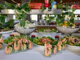 LAUR HOTELS EXPERIENCE - ELEGANCE Restaurants