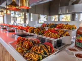 LAUR HOTELS EXPERIENCE - ELEGANCE Restaurants