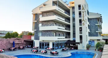LAVITAS HOTEL