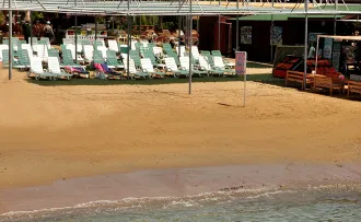 LAVITAS HOTEL Pools & Beach