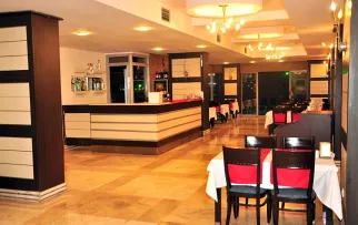 LAVITAS HOTEL Restaurants