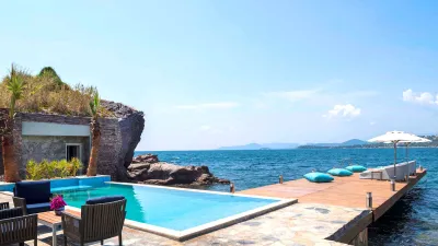 LE MERIDIEN BODRUM BEACH RESORT Pools & Beach