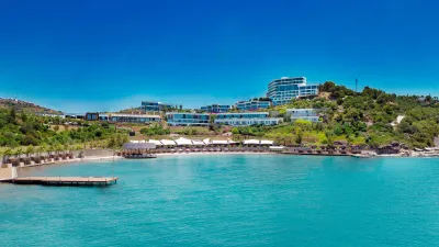 LE MERIDIEN BODRUM BEACH RESORT Pools & Beach