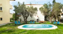 LEMON GARDEN VILLA Pools & Beach