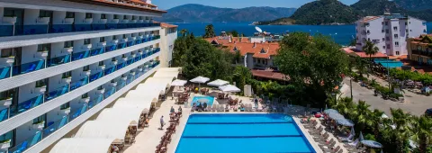 LETOILE BEACH HOTEL