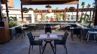 LIBERTY FABAY HOTEL Restaurants