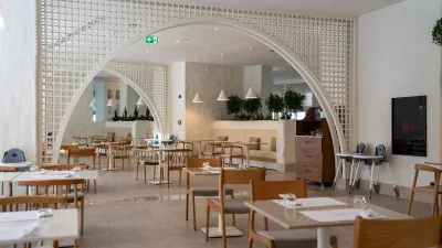LIBERTY FABAY HOTEL Restaurants