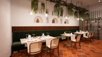 LIBERTY FABAY HOTEL Restaurants