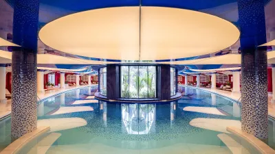LIBERTY FABAY HOTEL Pools & Beach