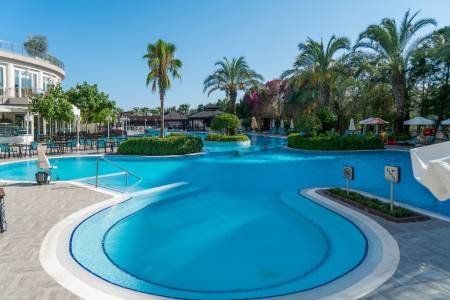 LIBERTY HOTELS LARA Pools & Beach