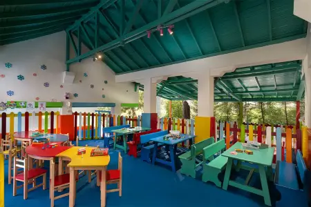 LIBERTY HOTELS LARA Mini Club