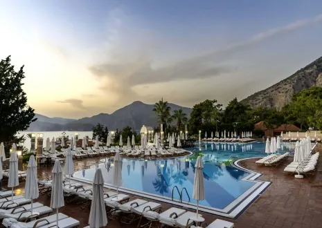 LIBERTY HOTELS LYKIA Pools & Beach