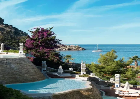 LIBERTY HOTELS LYKIA Pools & Beach