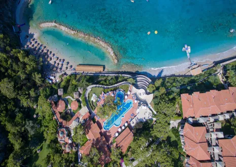 LIBERTY HOTELS LYKIA Pools & Beach